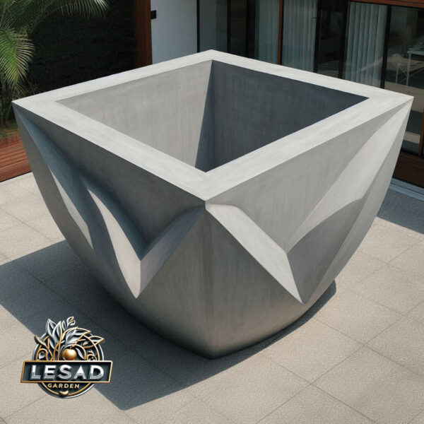 Outdoor garden planters / pots for gardens / garden pots / outdoor pots